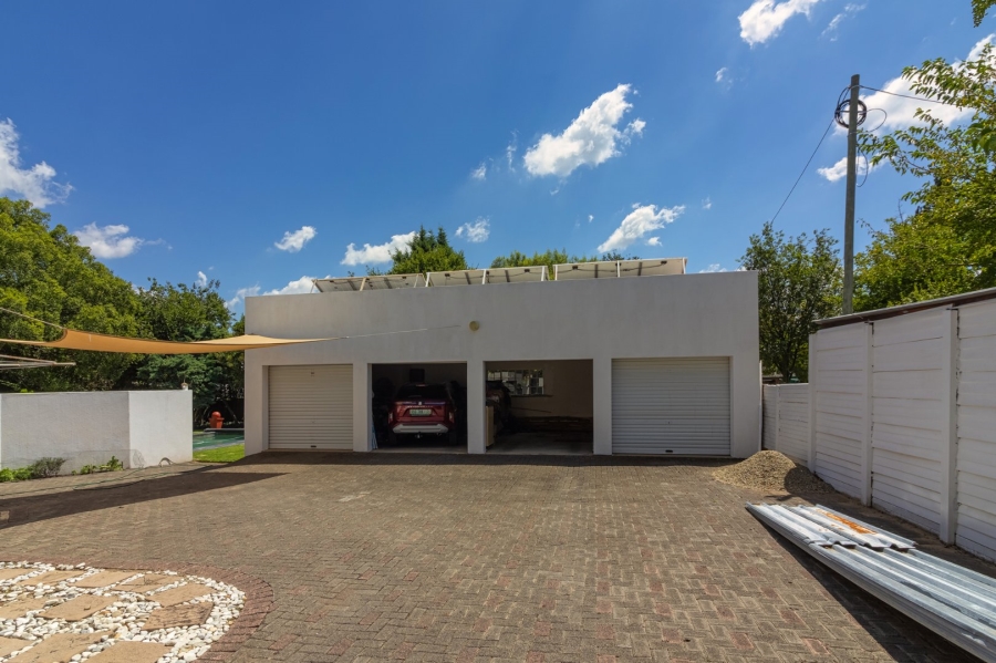 4 Bedroom Property for Sale in Wilgenhof Free State